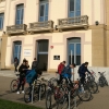 Estudiantes del Campus de Huesca acuden en bicicleta a sus facultades 