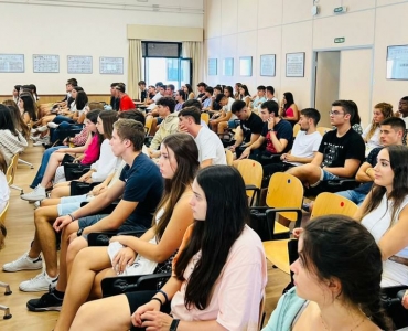 Nuevos estudiantes del Campus de Huesca en el acto de acogida del anterior curso 